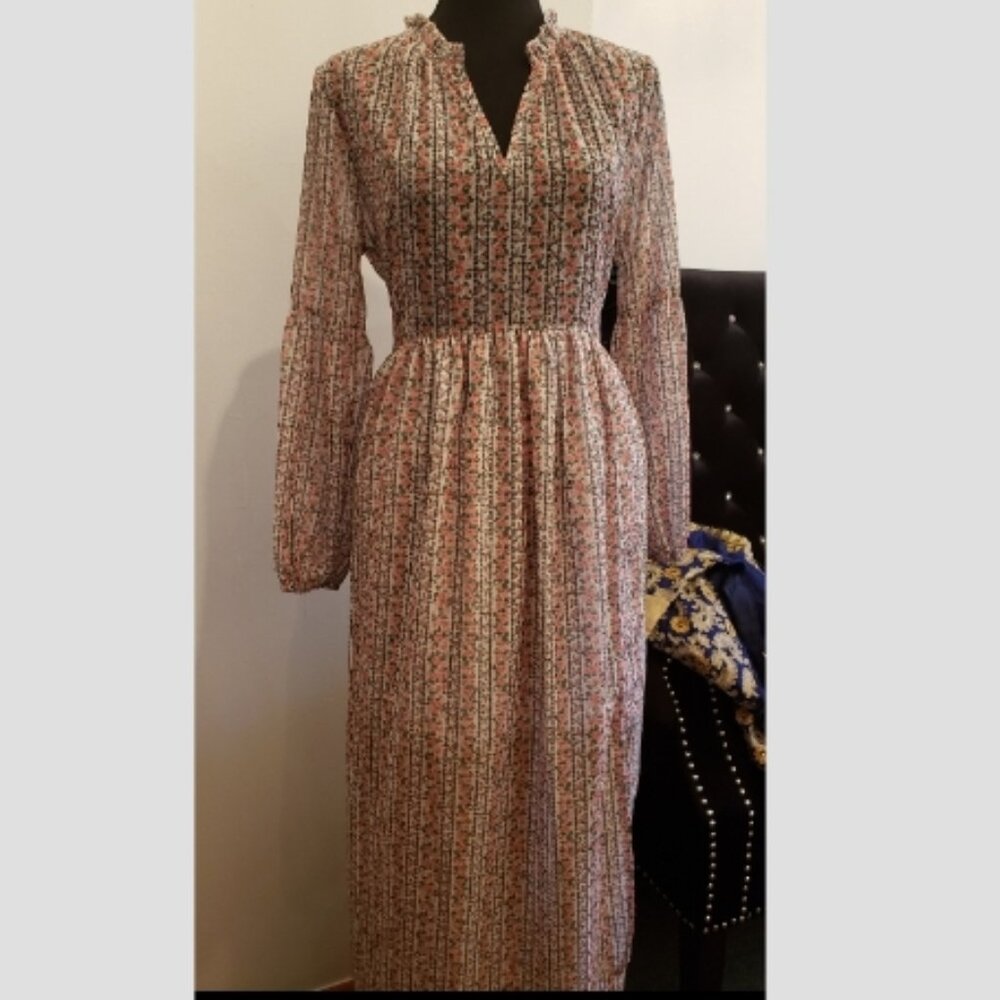 Pretty Print Dress with Long Sleeves